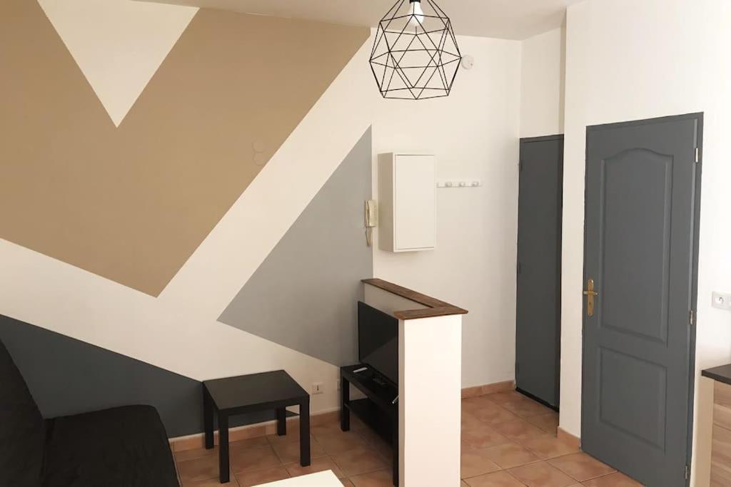 Studio Tout Confort - Intra-Muros - Plein Centre Avignon Eksteriør billede