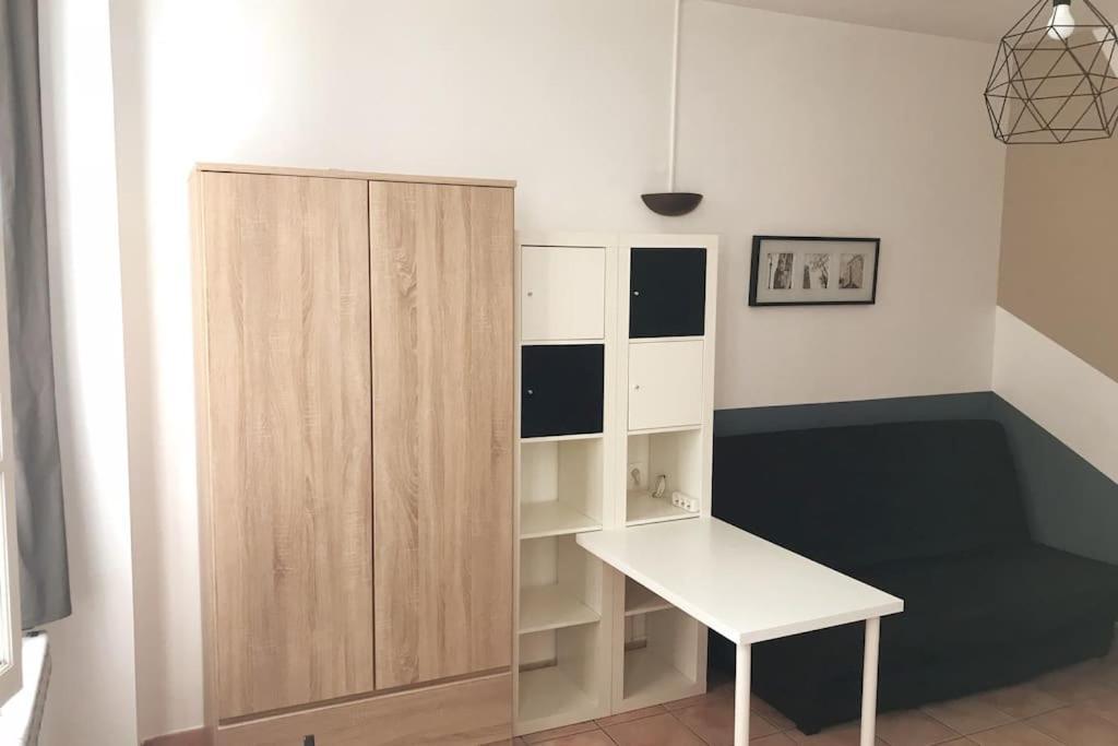 Studio Tout Confort - Intra-Muros - Plein Centre Avignon Eksteriør billede